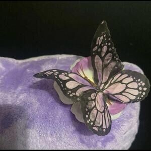 REPLACEMENT FLOWER WITH A BUTTERFLY FOR HELLO KITTY BUILD A BEAR